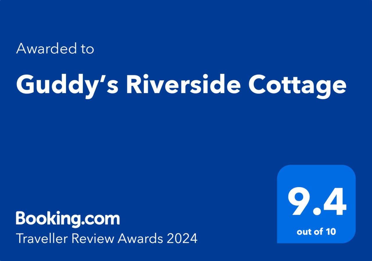 Guddy'S Riverside Cottage Nausori Ngoại thất bức ảnh