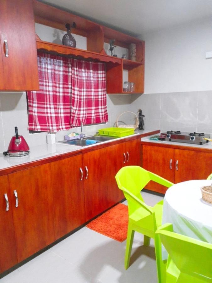 Guddy'S Riverside Cottage Nausori Ngoại thất bức ảnh